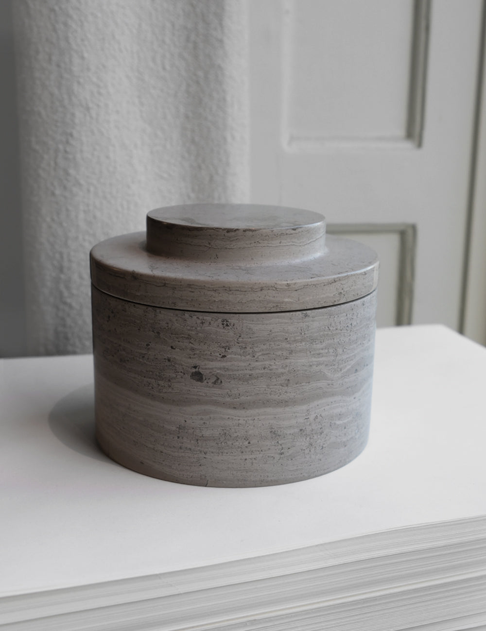 BRANDT Copenhagen aura canister grey marble