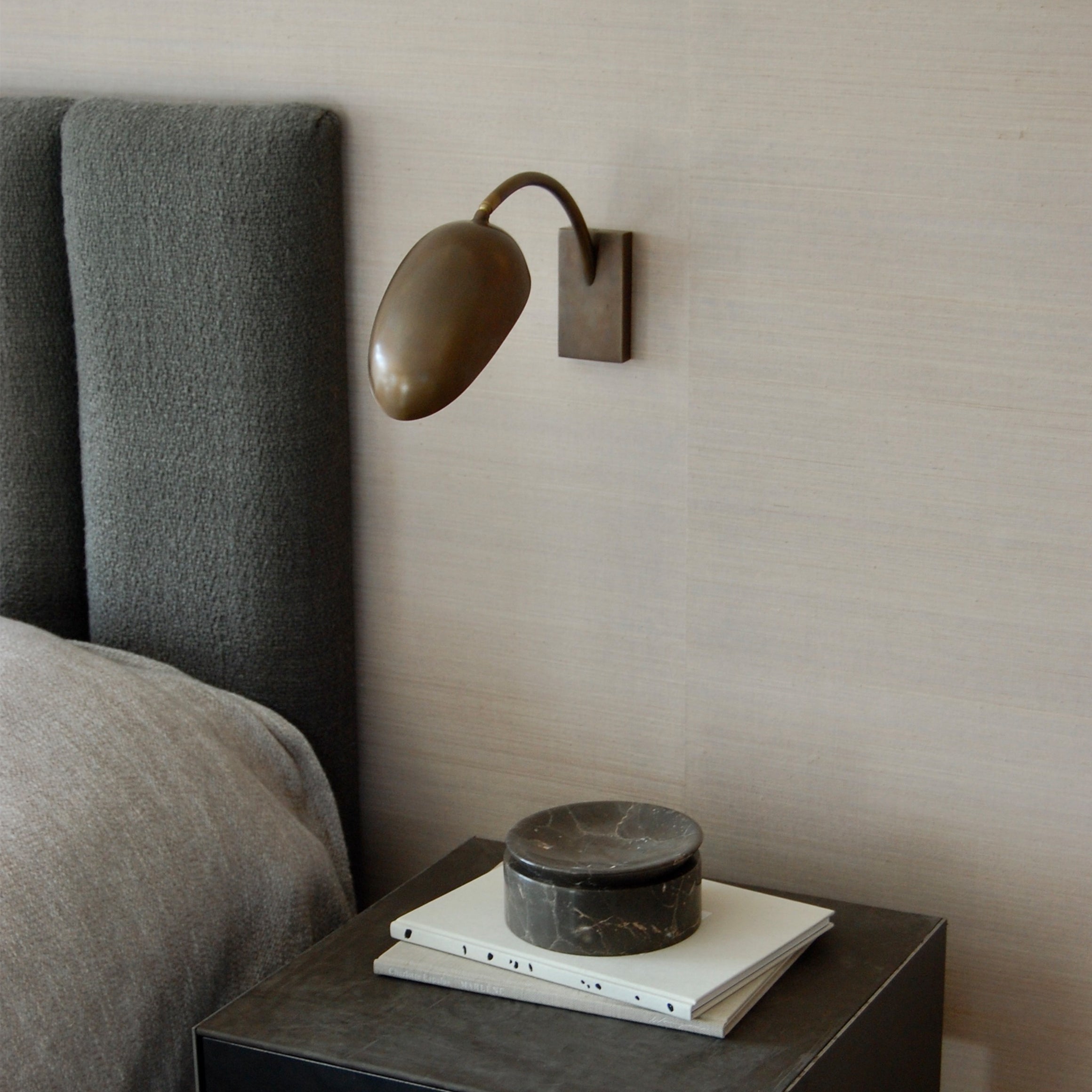 BRANDT Collective GRACE wall lamp in burnished bras