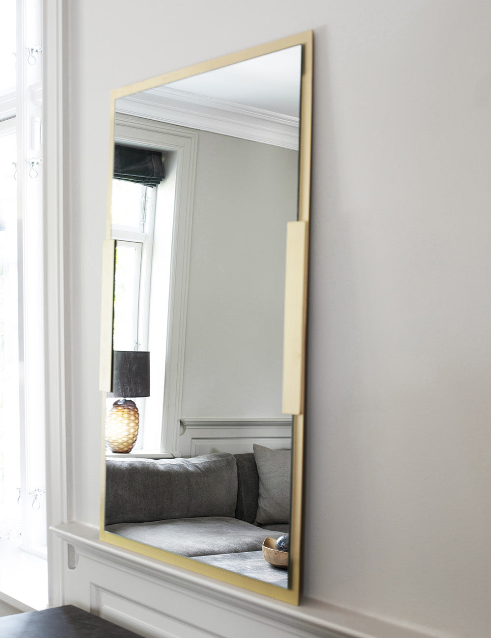 REFLECT mirror 60x90 in satin brass – BRANDT Copenhagen