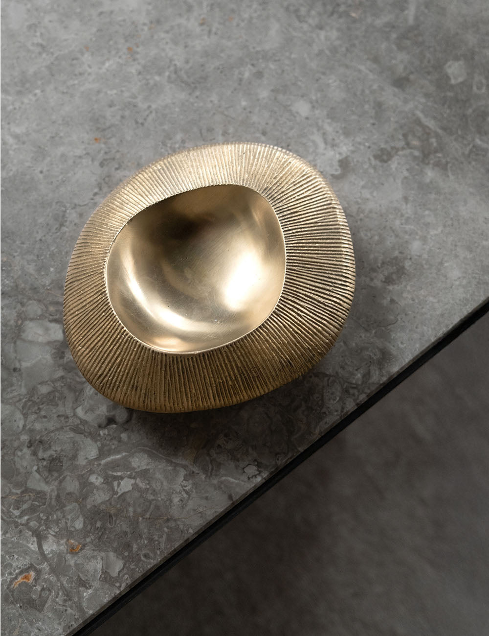 BRANDT valley bowl S in satin brass