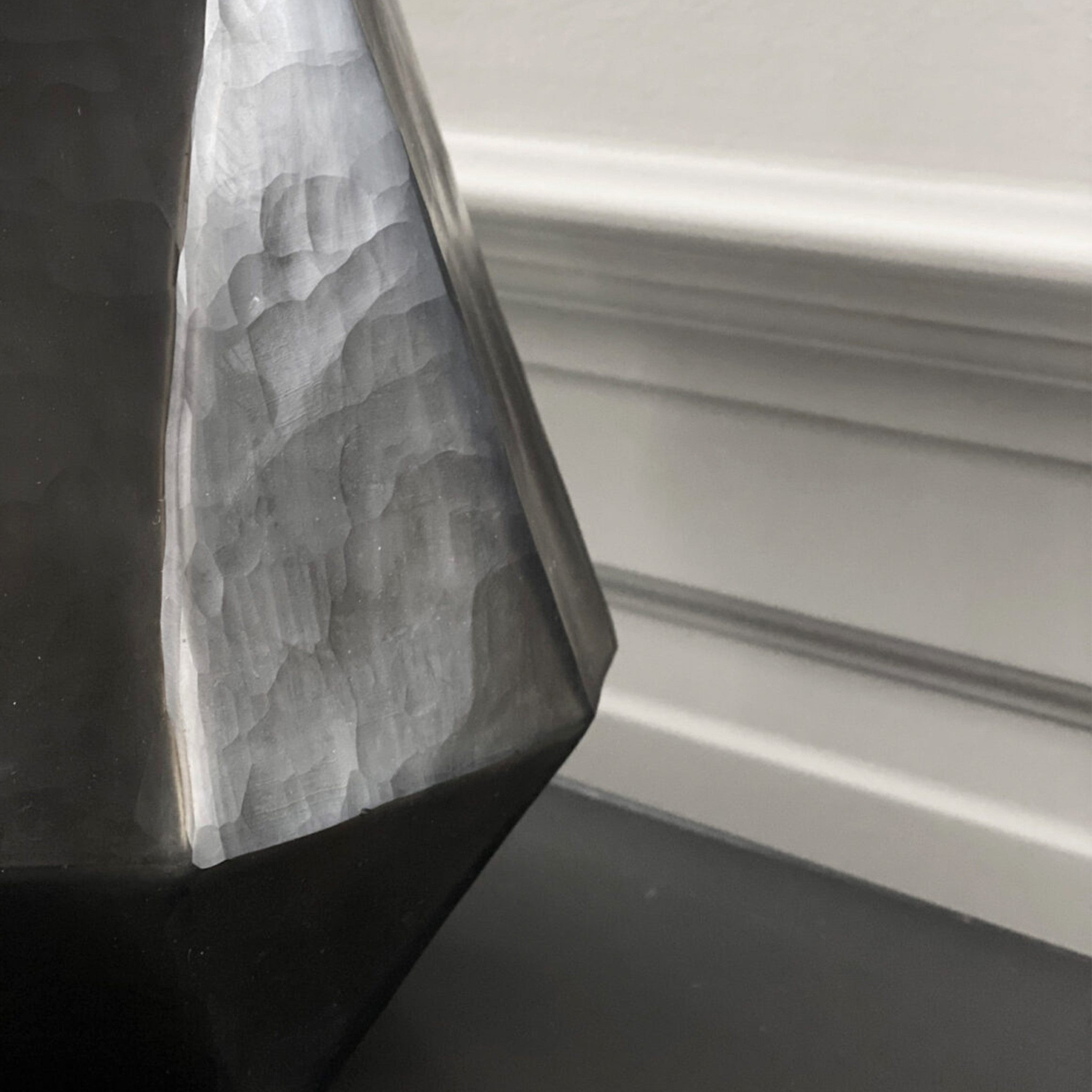 BRANDT Collective FACET glass table lamp