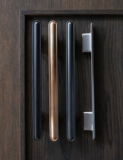 BUTTON pull bar 250 mm by BRANDT Collective. A hardware collection in collab with Norm architects consisting of knobs, T-bars and pull bars.