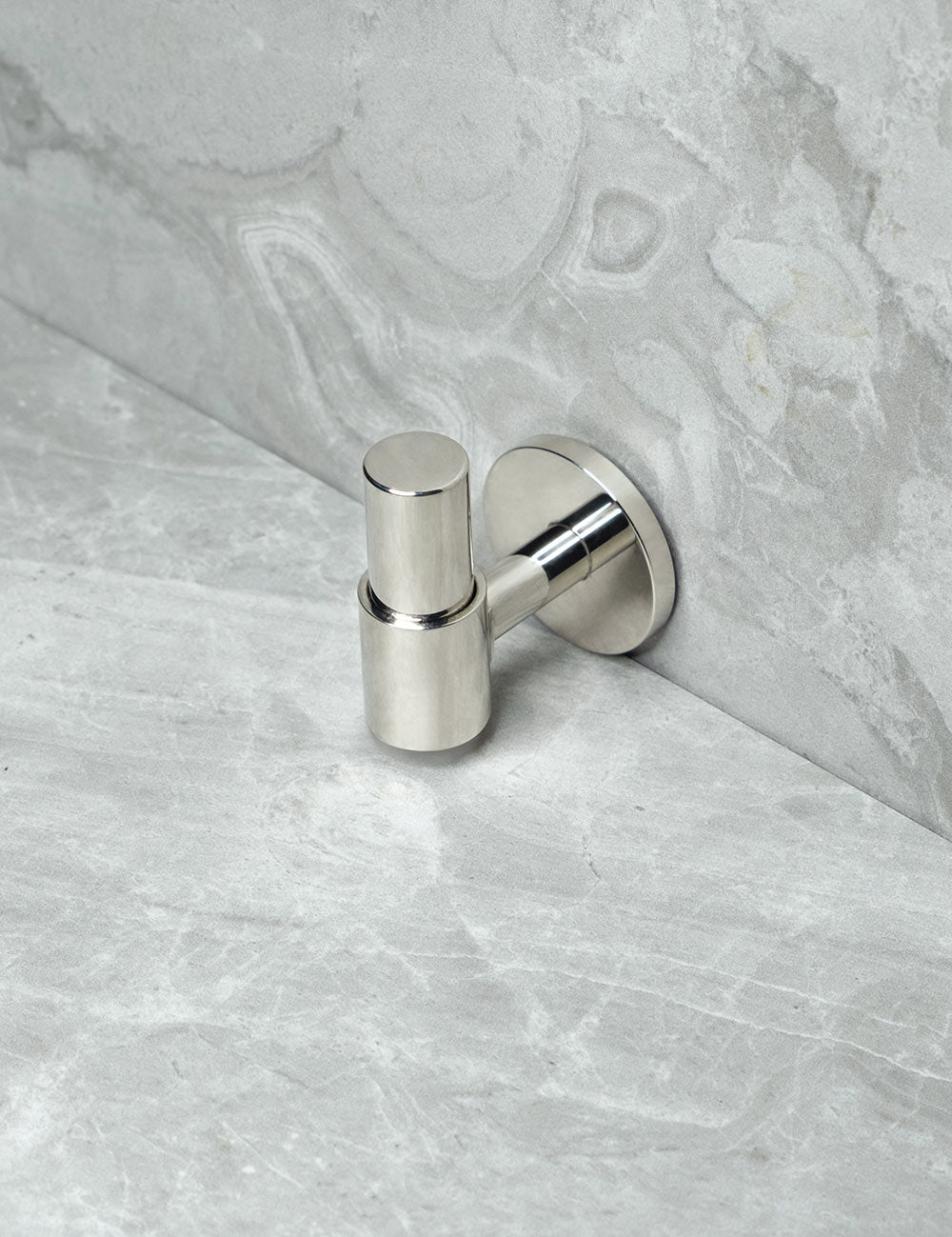 Polished Nickel. Luxury cabinet hardware made of solid brass by BRANDT Collective.