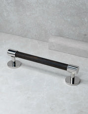 END 30 pull bar handle 160 mm in Polished Nickel/Wenge. Luxury cabinet hardware made of solid brass by BRANDT Collective. 