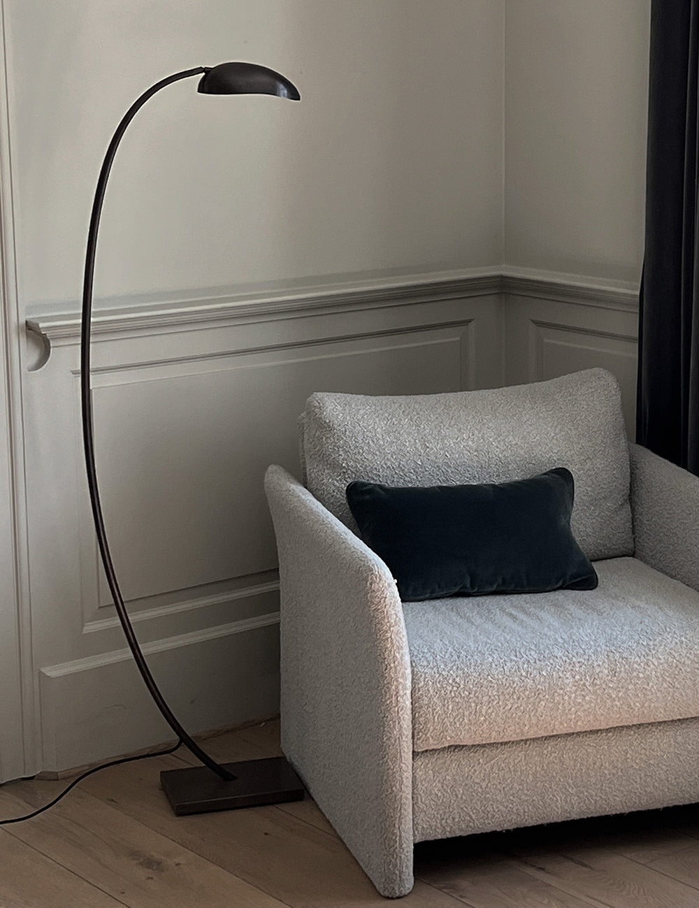 Grace Floor Lamp in Burnished brass made by BRANDT Copenhagen