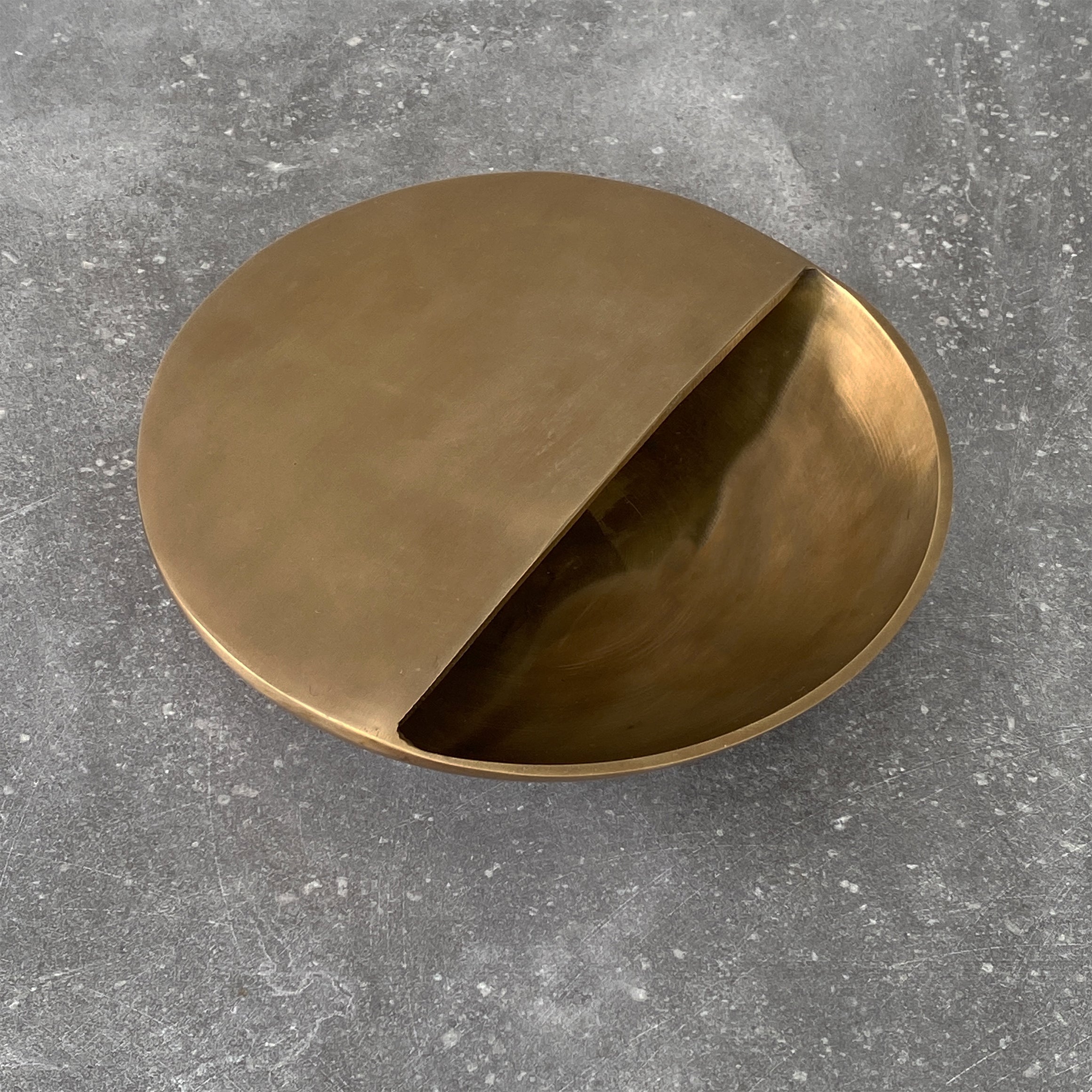 BRANDT Collective COVA bowl in Satin Brass