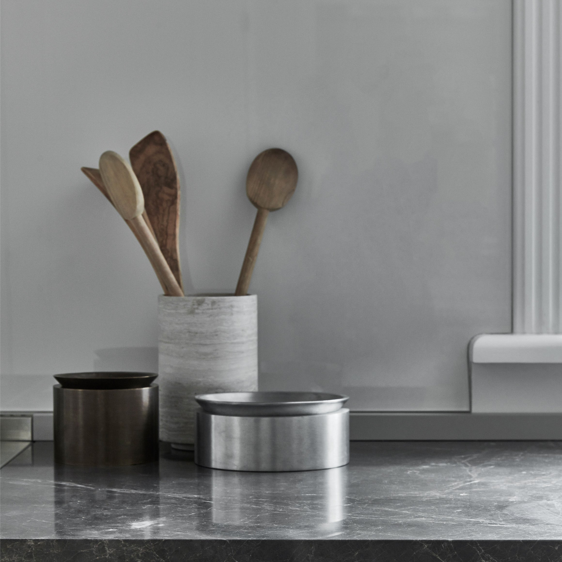STEM vase medium - CHALK GREY