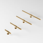 REFINED T-bar 107 mm in polished brass by BRANDT Collective hardware