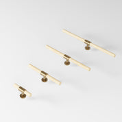 REFINED T-bar 107 mm in Brushed brass and oak by BRANDT Collective luxury hardware