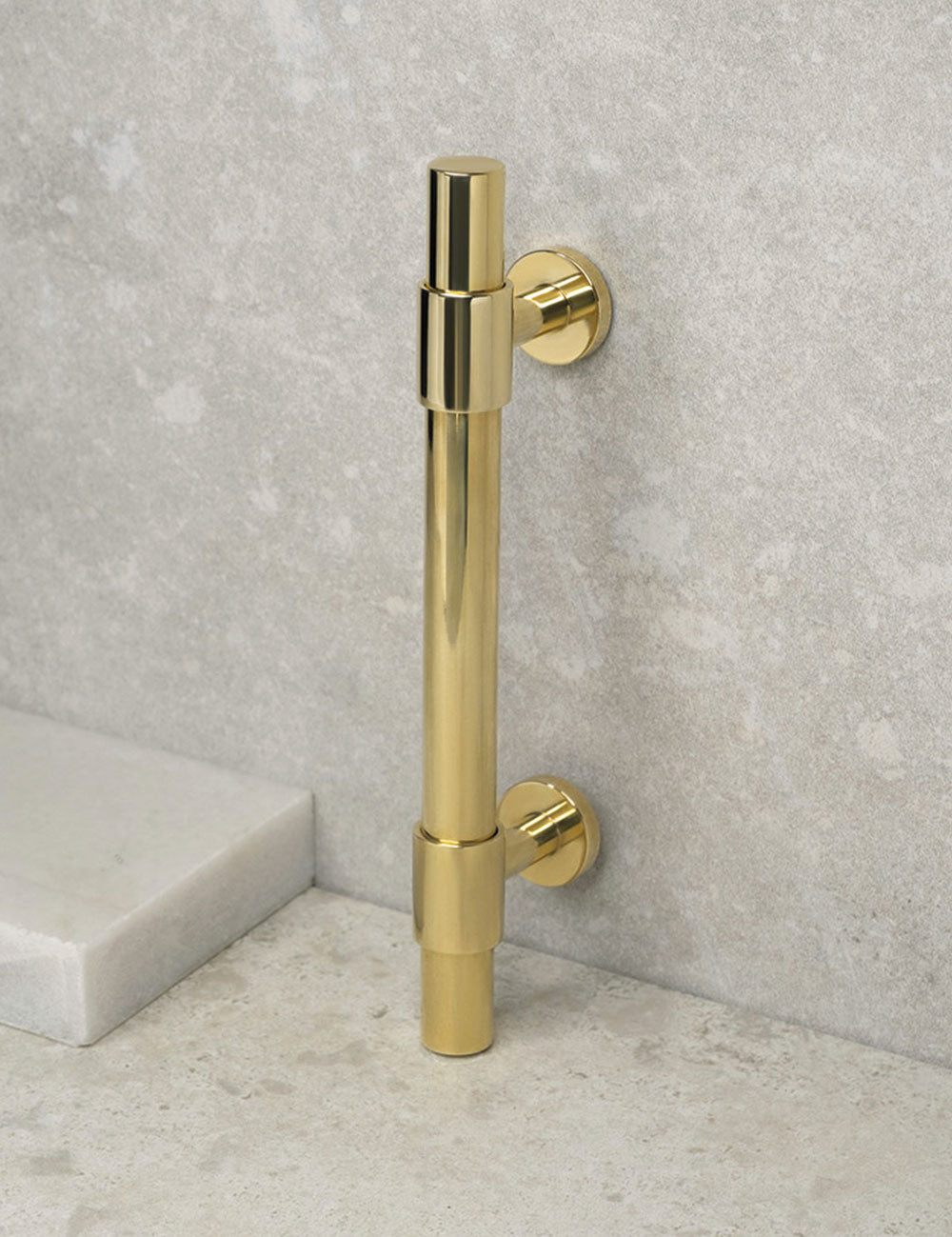 Polished Brass. Luxury cabinet hardware made of solid brass by BRANDT Collective. 