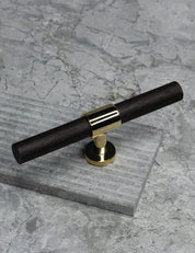 SIGNATURE 20 T-bar handle 113 mm in Polished Brass/Wenge. Luxury cabinet hardware made of solid brass by BRANDT Collective. 