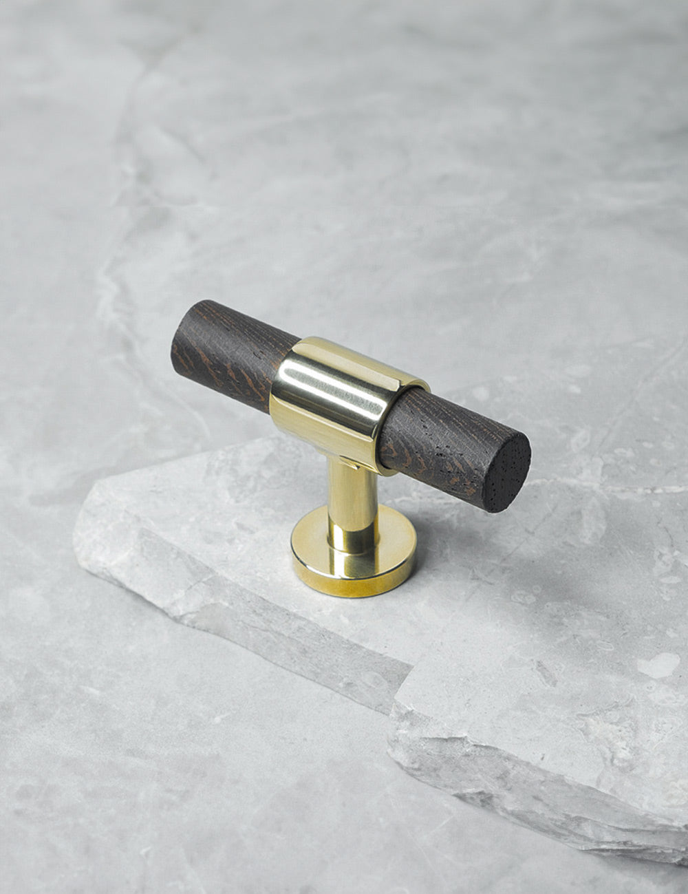 Wenge. Luxury kitchen hardware made of solid brass by BRANDT Collective.