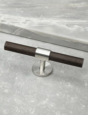 SIGNATURE 30 T-bar handle 113 mm in Satin Nickel/Wenge. Luxury cabinet hardware made of solid brass by BRANDT Collective. 