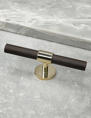 SIGNATURE 30 T-bar handle 113 mm in Polished Brass/Wenge. Luxury cabinet hardware made of solid brass by BRANDT Collective. 