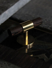 SIGNATURE 30 T-bar 60 mm in Polished Brass/Wenge. Luxury kitchen hardware made of solid brass by BRANDT Collective.