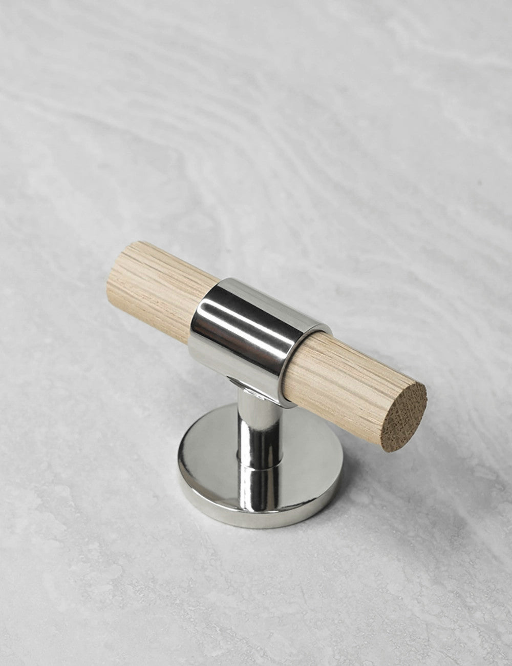 Oak. Luxury kitchen hardware made of solid brass by BRANDT Collective.