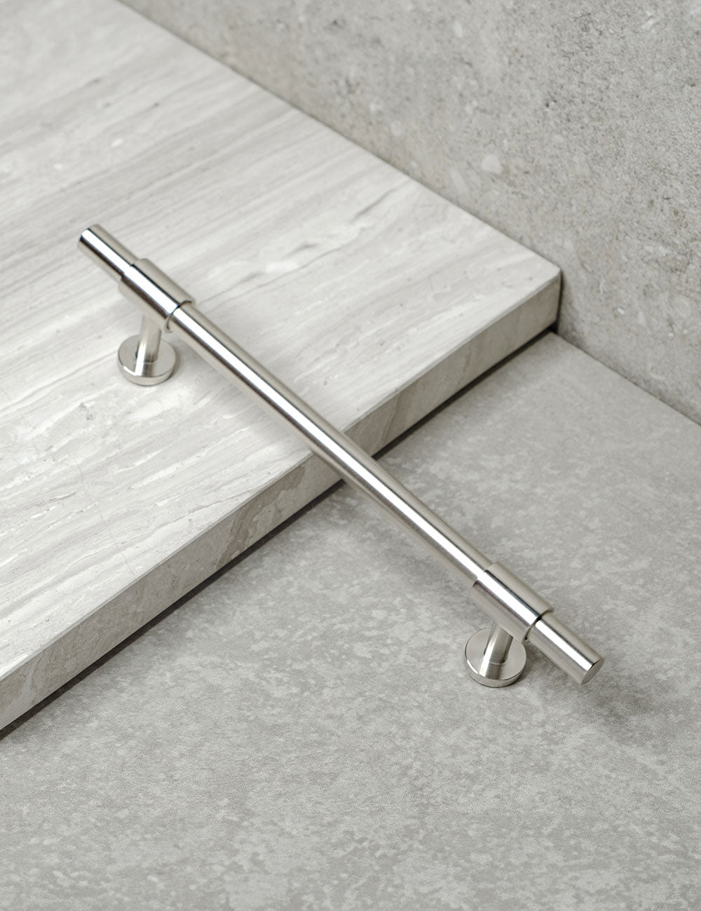 Cabinet handle SIGNATURE slim pull bar 182 mm in Satin Nickel. Modern luxury cabinet hardware made of solid brass by BRANDT Copenhagen.