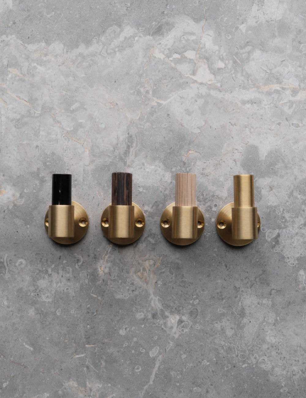 Signature_Hooks_Signature_Hooks_Satin_Brass_Family02.jpg