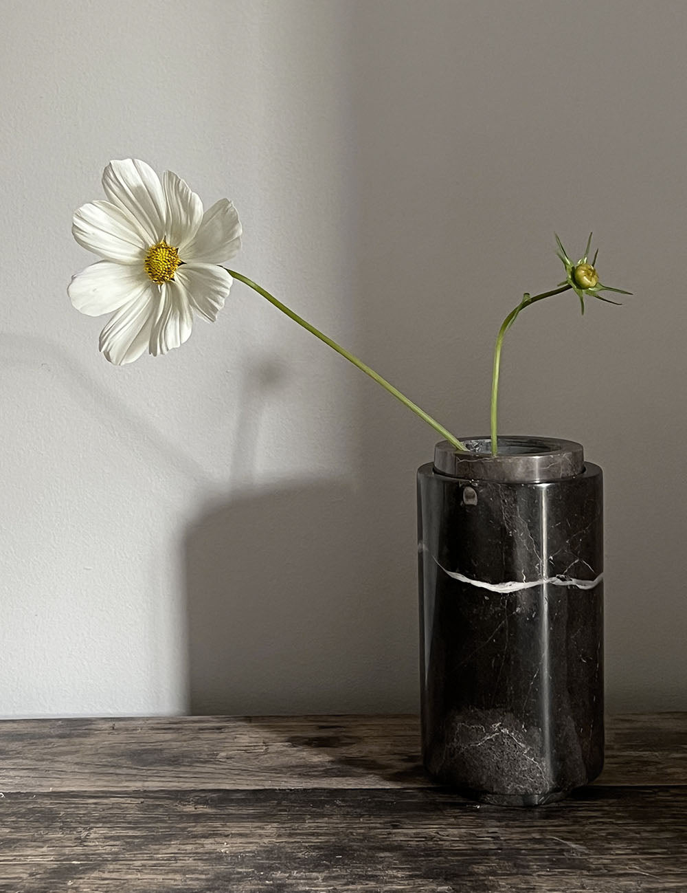 BRANDT Collective STEM vase s in black marble SB