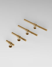 SIGNATURE 20 T-bar handle 113 mm in Polished Brass/Polished Brass. Luxury cabinet hardware made of solid brass by BRANDT Collective. 
