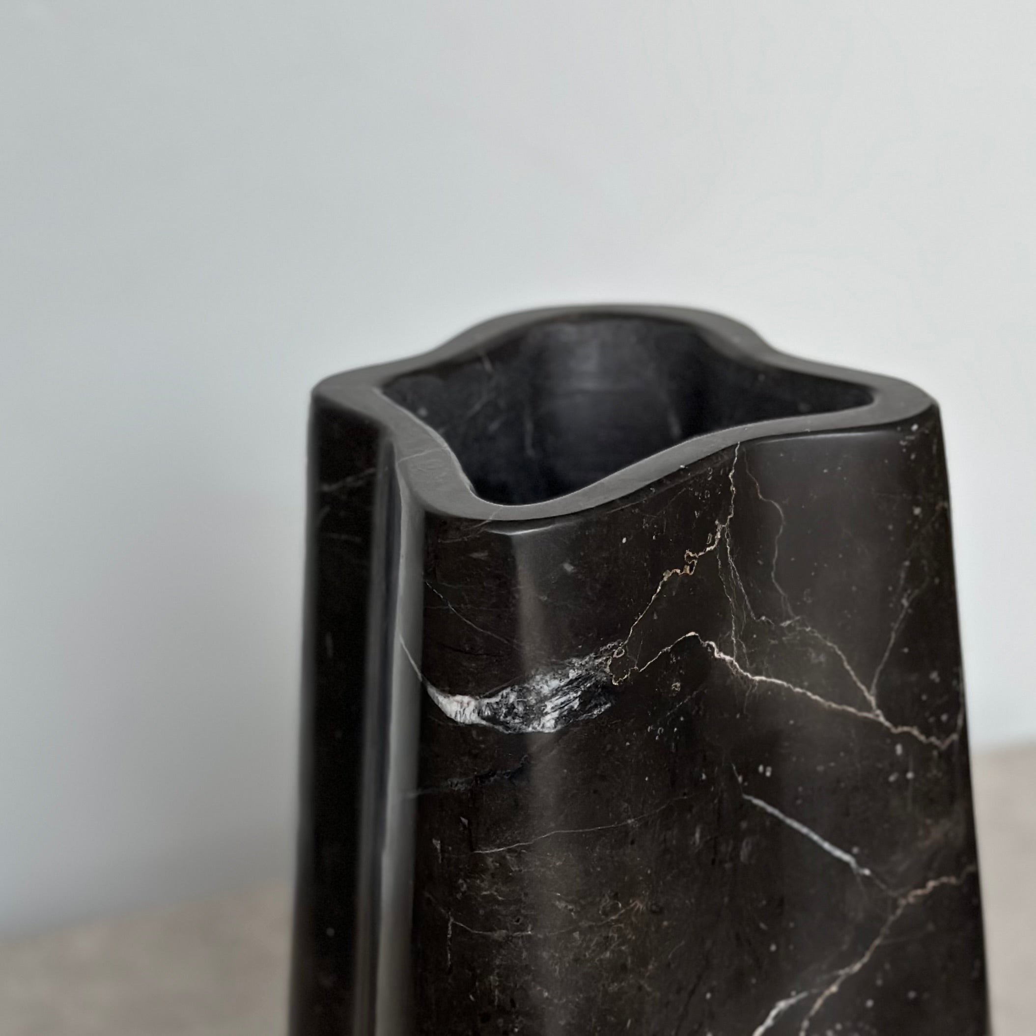 BRANDT Collective TRUNK grand vase in Shadow Black marble - stunning centerpiece