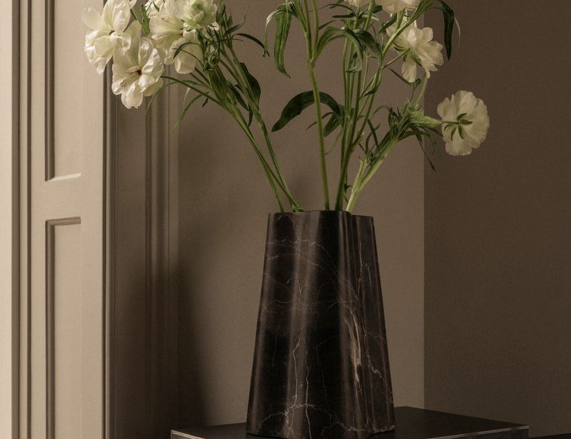 BRANDT Collective TRUNK grand vase in Shadow Black marble - stunning centerpiece