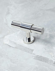 SIGNATURE 20 - T-bar handle 60 mm - Polished Nickel / Polished Nickel by BRANDT Copenhagen