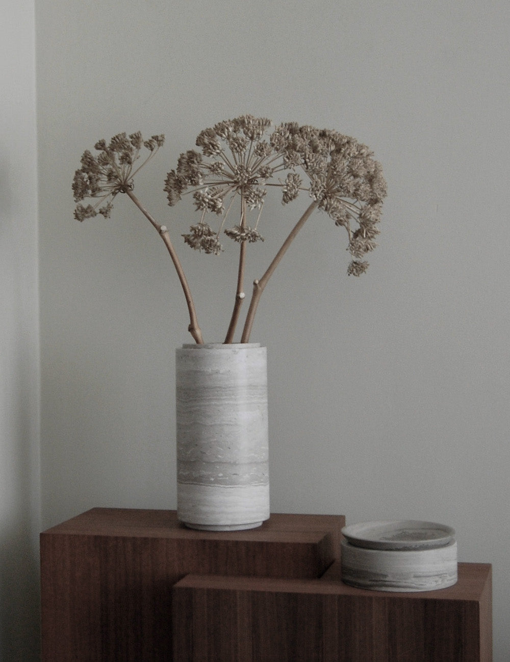 BRANDT Collective stem vase L in grey marble SG