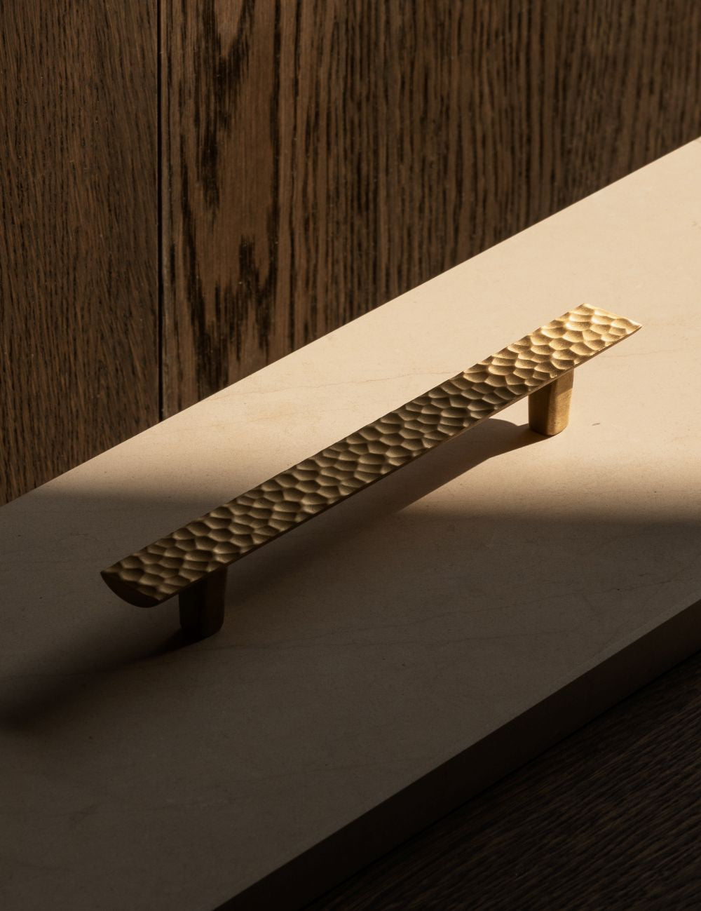 CARVE pullbar designed by NORM architects and BRANDT Copenhagen. A luxury cabinet hardware collection for kitchens and cabinets.
