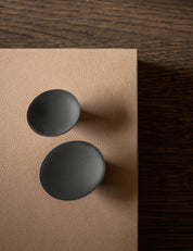 LEAF knob by BRANDT Copenhagen. A hardware collection in collab with Norm architects consisting of knobs, T-bars and pull bars.