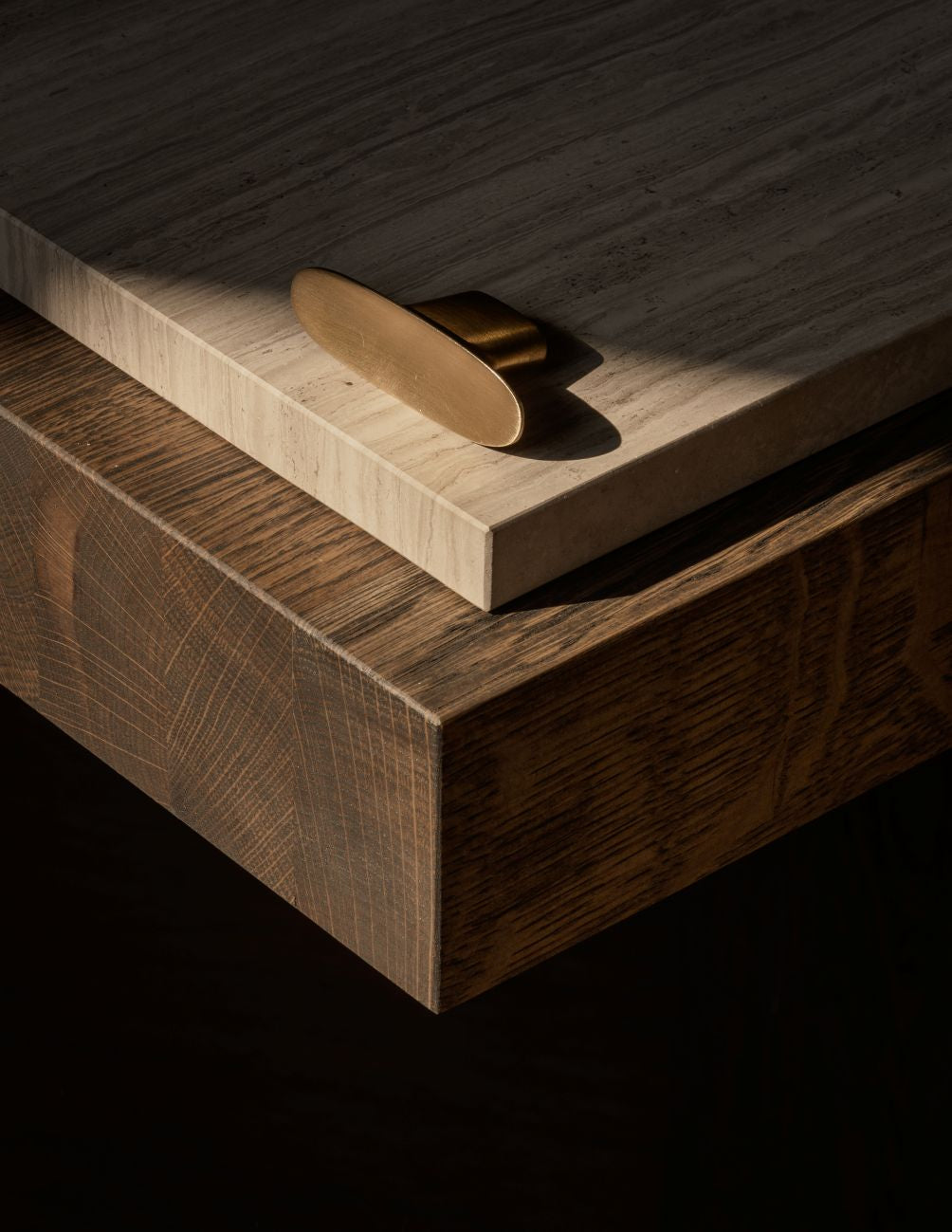 LEAF T-bar 65 mm in brass by BRANDT Copenhagen and Norm architects. Kitchen handle in solid brass - ideal for kitchen drawers and cupboard fronts.