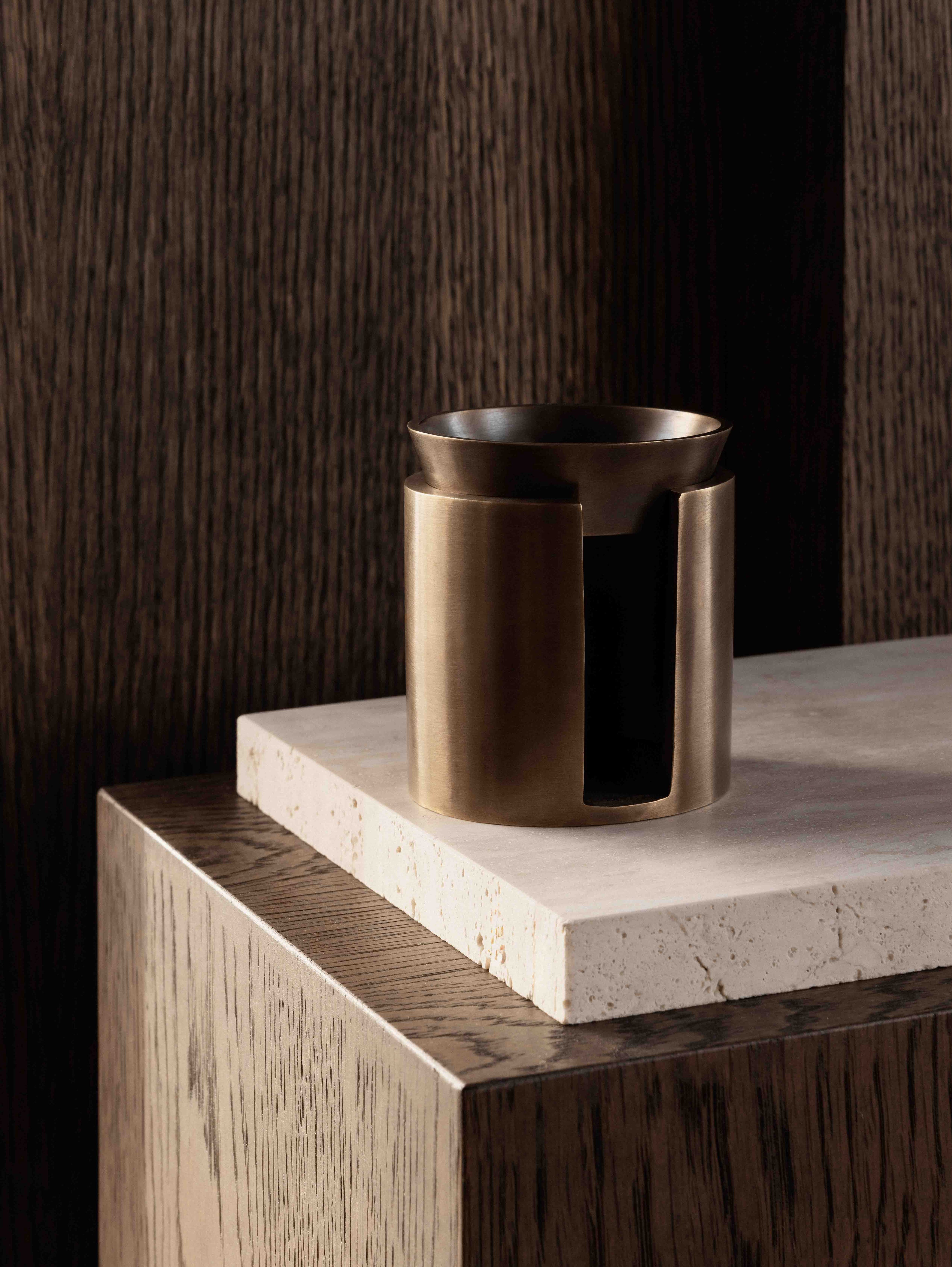 SENSE oil burner - Burnished Brass