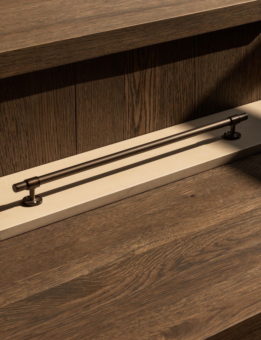 SIGNATURE 30 Tea towel bar 450 mm. Luxury kitchen hardware made of solid brass by BRANDT Copenhagen. 