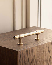 SIGNATURE 20 - pull bar 156 mm - Polished Brass