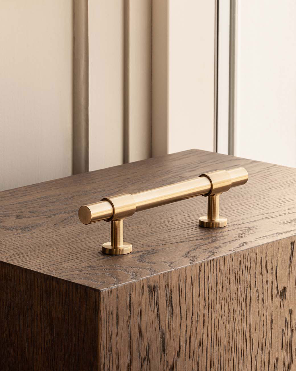 SIGNATURE 20 - pull bar 156 mm - Satin Brass