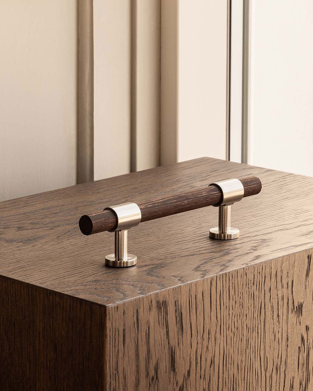 brandtcph-signature20-pull-bar-156mm-satin-nickel-wenge_1tiff.jpg
