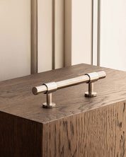 SIGNATURE 20 - pull bar 156 mm - Satin Nickel