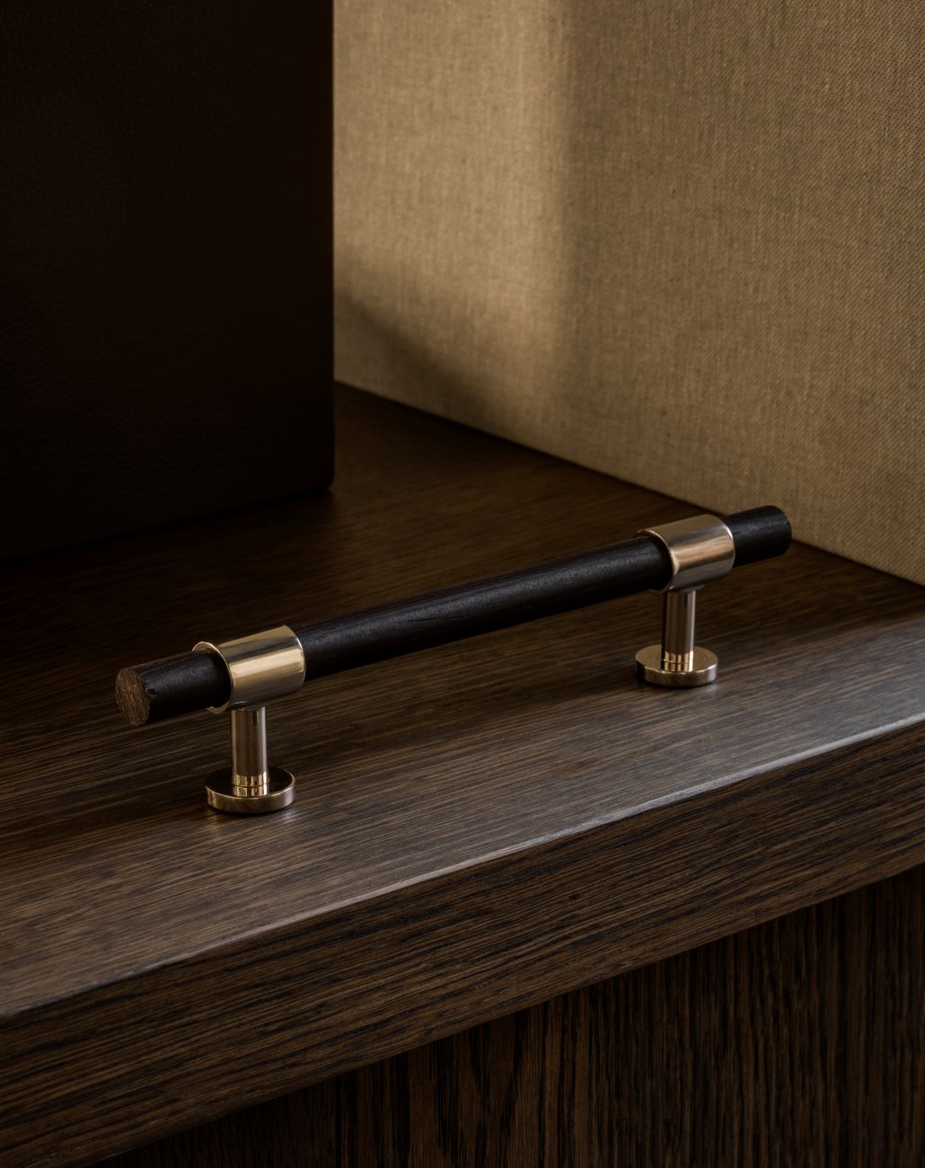 Cabinet handle SIGNATURE 20 - pull bar 188 mm - Polished Nickel / Wengé by BRANDT Copenhagen 