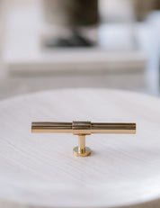 SIGNATURE 20 - T-bar 113 mm - Polished Brass / Polished Brass by BRANDT Copenhagen 