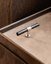 SIGNATURE 20 - T-bar 113 mm - Polished Nickel / Black Horn