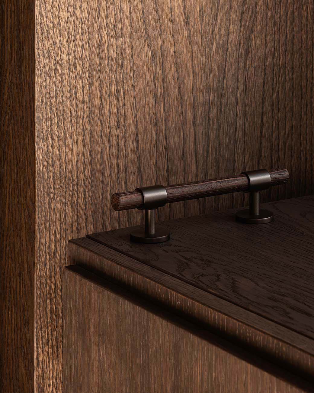 brandtcph-signature30-pull-bar-156mm-nearly-black-wenge_1tiff.jpg