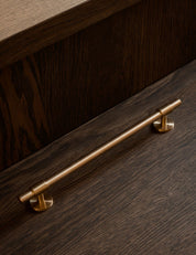 SIGNATURE 30 pull bar handle 476 mm in Burnished Brass. This closet pull or appliance pull from BRANDT Copenhagen are suitable for bespoke furniture, kitchens, wardrobes, and bathroom cabinetry. Luxury hardware made of solid brass.