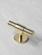 SIGNATURE 30 - T-bar handle 60 mm - Polished Brass / Polished Brass by BRANDT Copenhagen