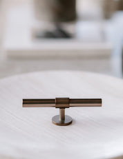 SIGNATURE 30 - T-bar 113 mm - Burnished Brass / Burnished Brass by BRANDT Copenhagen 