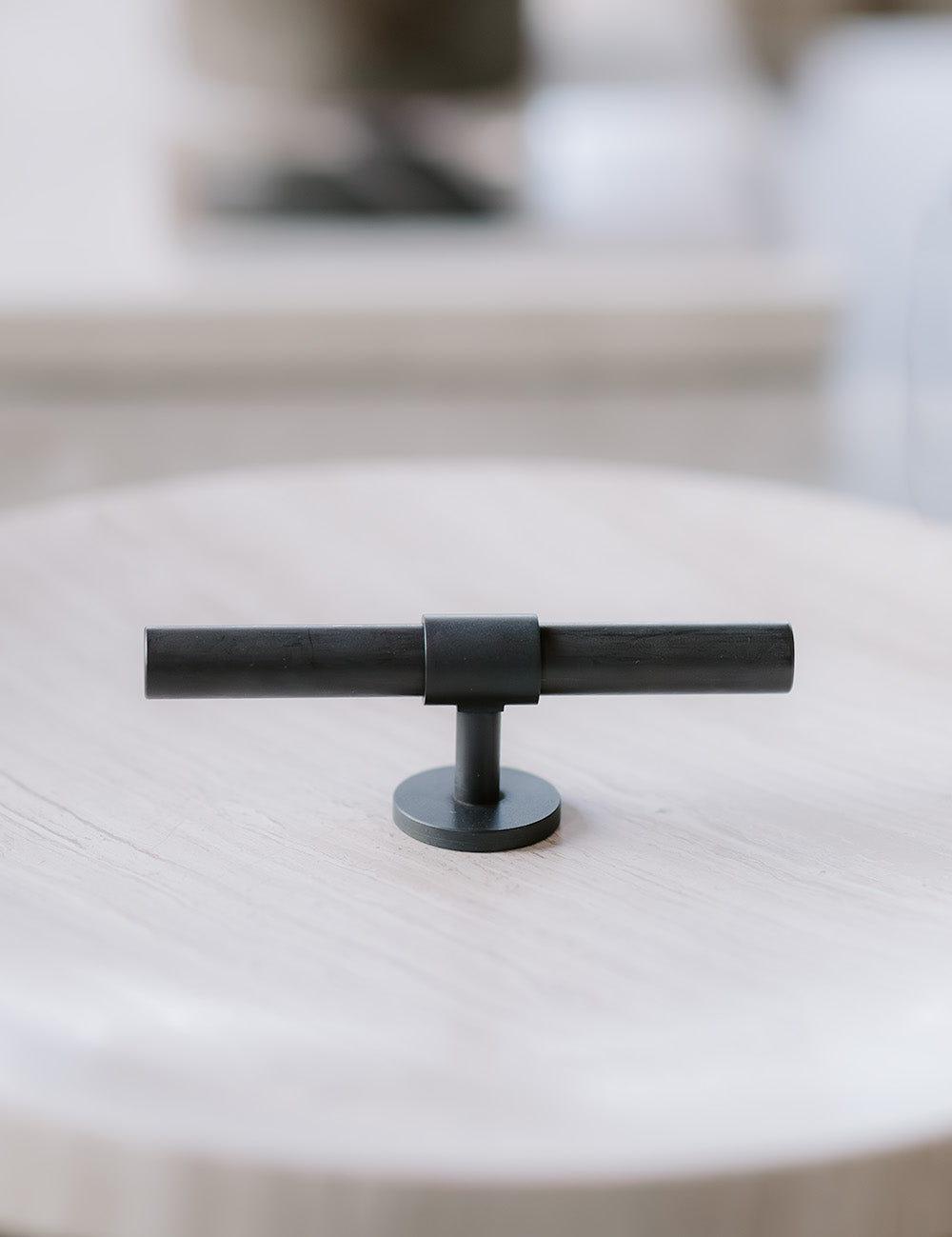 SIGNATURE 30 - T-bar 113 mm - Nearly Black / Nearly Black by BRANDT Copenhagen 