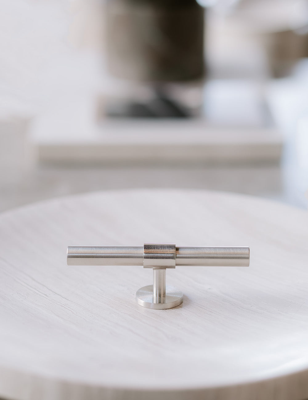 SIGNATURE 30 - T-bar handle 113 mm - Satin Nickel / Satin Nickel by BRANDT Copenhagen 
