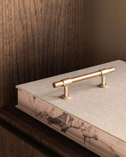 SIGNATURE slim - pull bar 150 mm - Satin Brass / Satin Brass