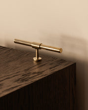 SIGNATURE slim - T-bar 107 mm - Polished Brass / Polished Brass