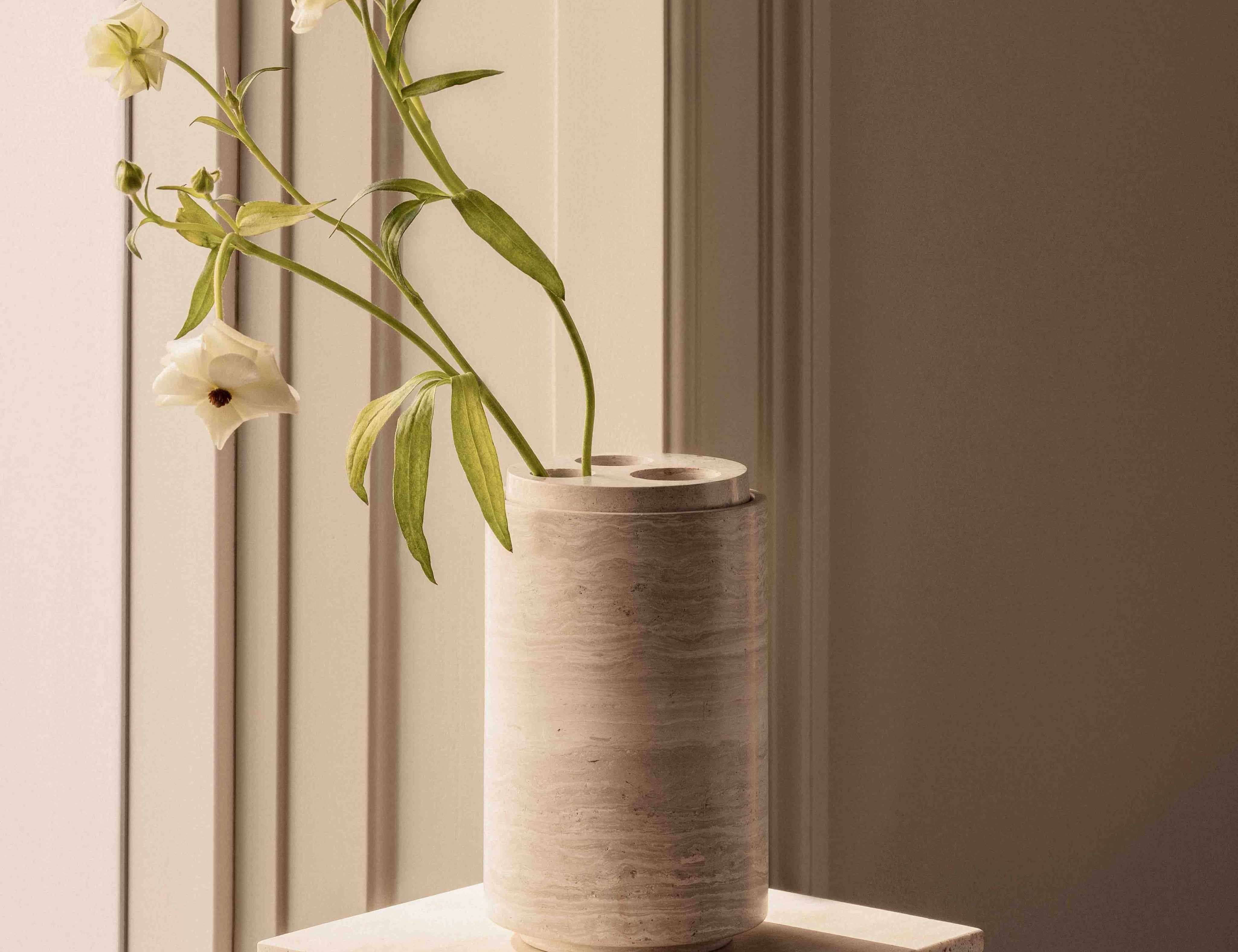 STEM vase M - Chalk Grey