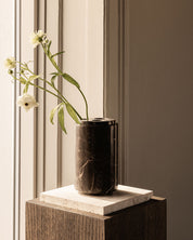 STEM vase M - Shadow Black